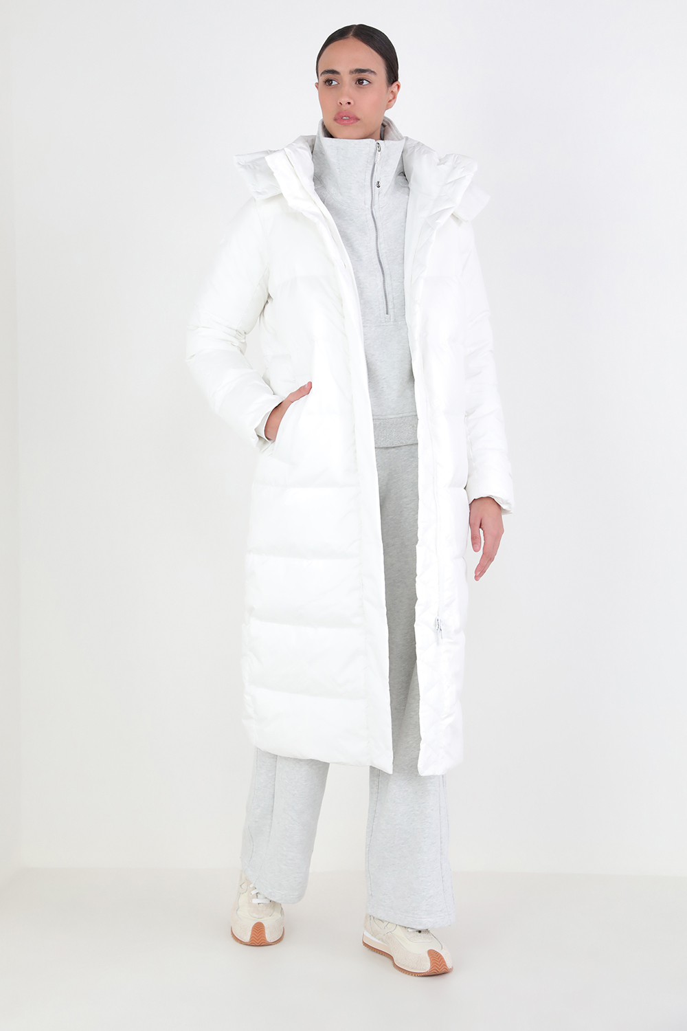 תמונת כל הלוק של Wunder Puff Long Jacket